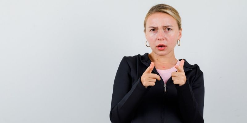 Pasif Agresif Ne Demek? Davranış Örnekleri Nelerdir?