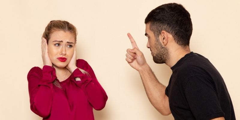 Pasif Agresif Ne Demek? Davranış Örnekleri Nelerdir?